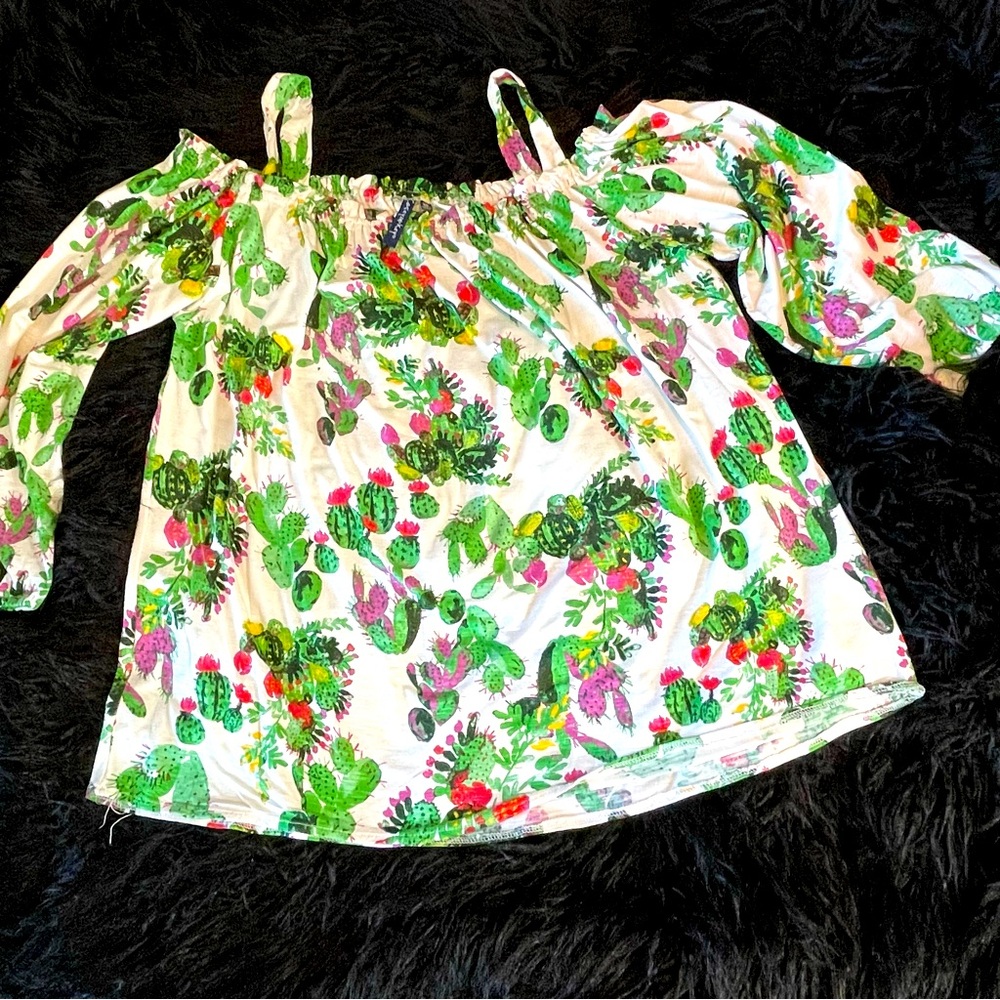 Casey Key knit off the shoulder cactus blouse, XL